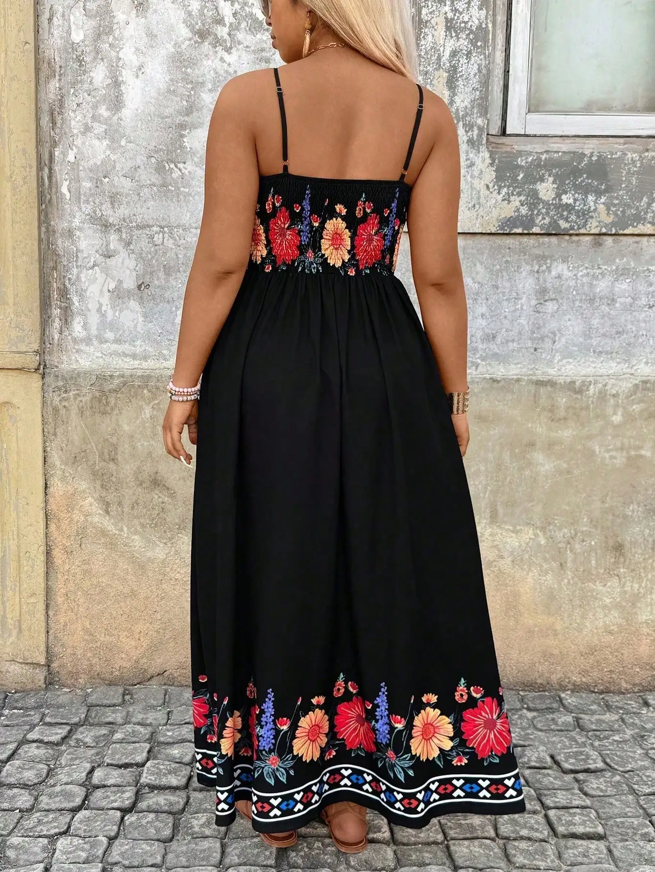 

Платье макси с цветочным принтом и тонкими бретелями для пляжного отдыха в богемном стиле, большие размеры, лето