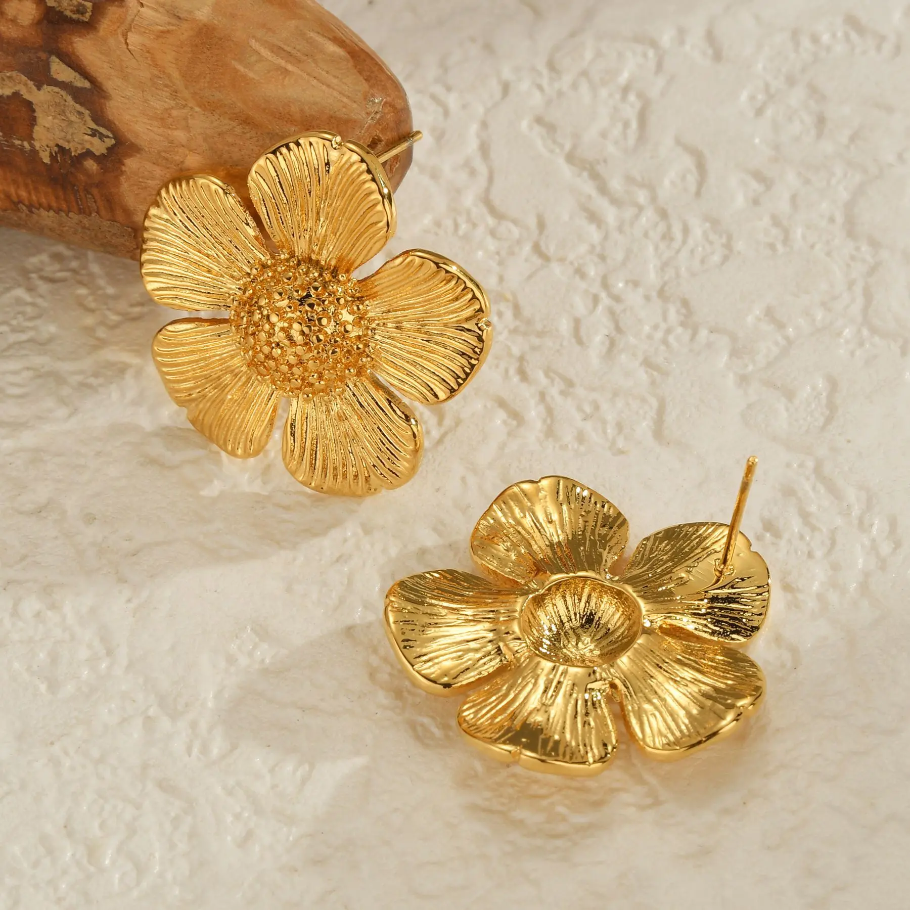 Kissmoon Trendy Stainless Steel Gold Color Various Styles of Flowers Geometry Earrings for Women Brithday Party Jewelry Gifts