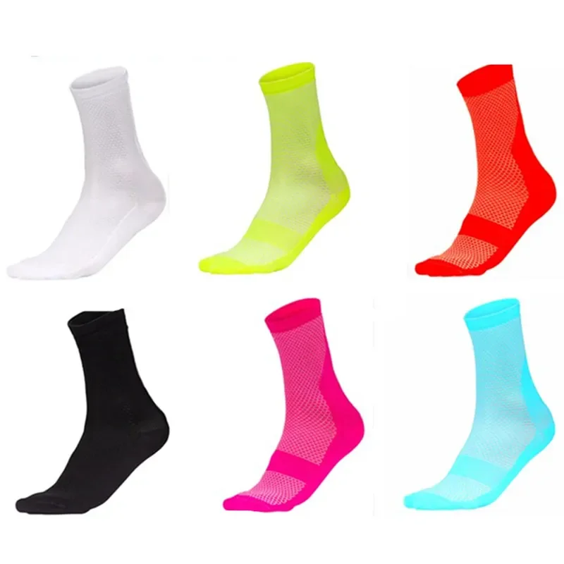 

2021 Professional Brand Cycling Sport Socks Protect Feet Breathable Wicking Socks Cycling Socks Bicycles Socks
