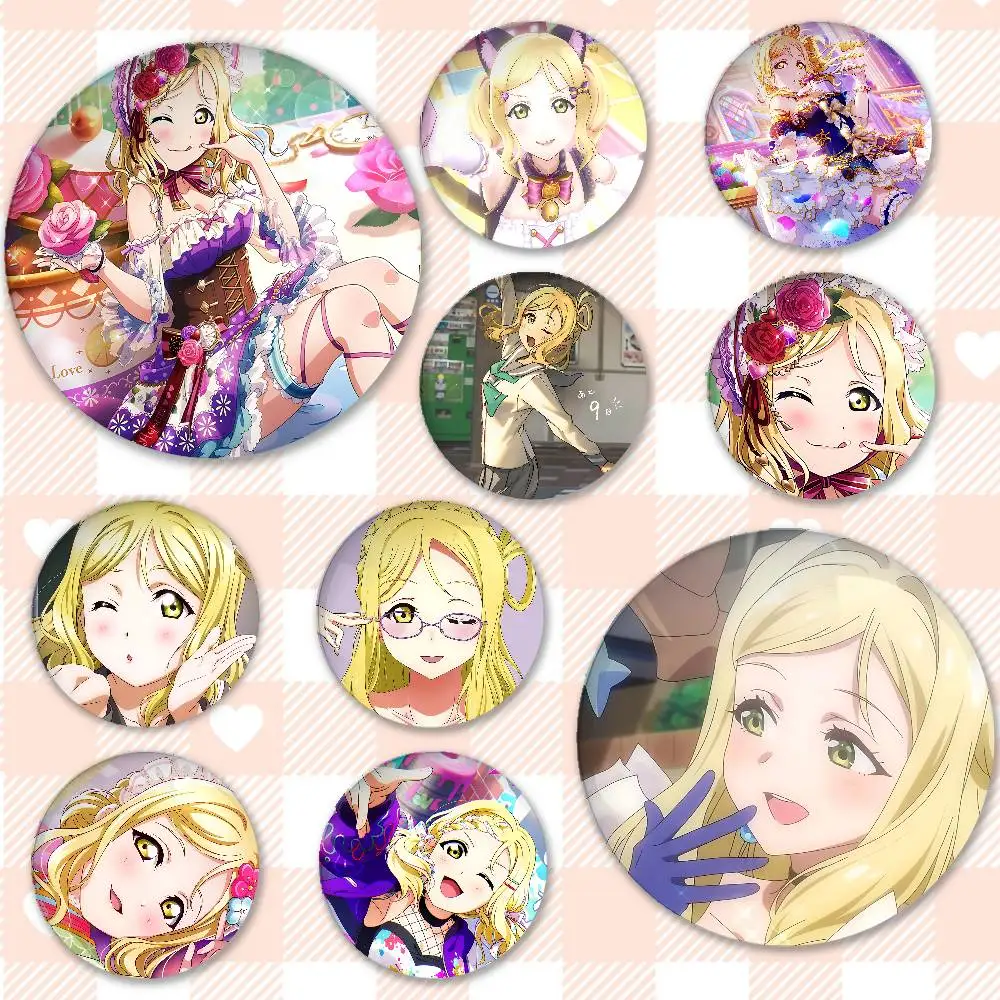 Insignias de dibujos animados de Anime Mari Ohara, alfileres de solapa periféricos, broche redondo de hojalata para bolso de hombro, accesorios, regalos de recuerdo