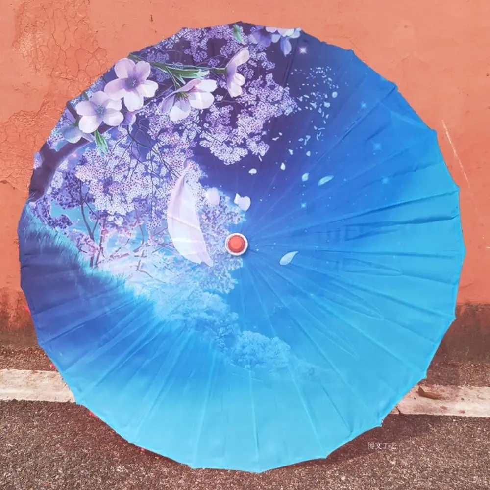 Ombrello da donna in tessuto di seta fatto a mano Ombrello da danza antica decorativo impermeabile Ombrello di carta a olio di fiori a prova di pioggia