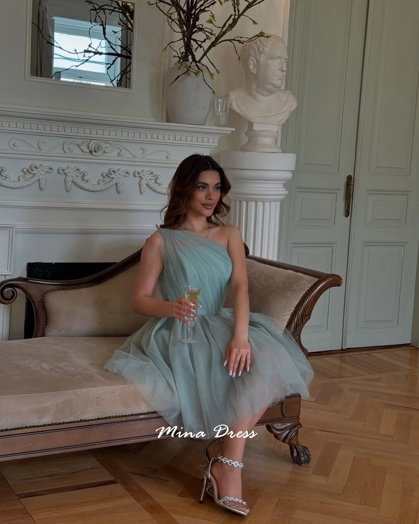 Mina Aangepaste schuine avondjurken Luxe jurk voor bruiloftsgasten Mini mouwloze formele jurken voor speciale gelegenheden Prom