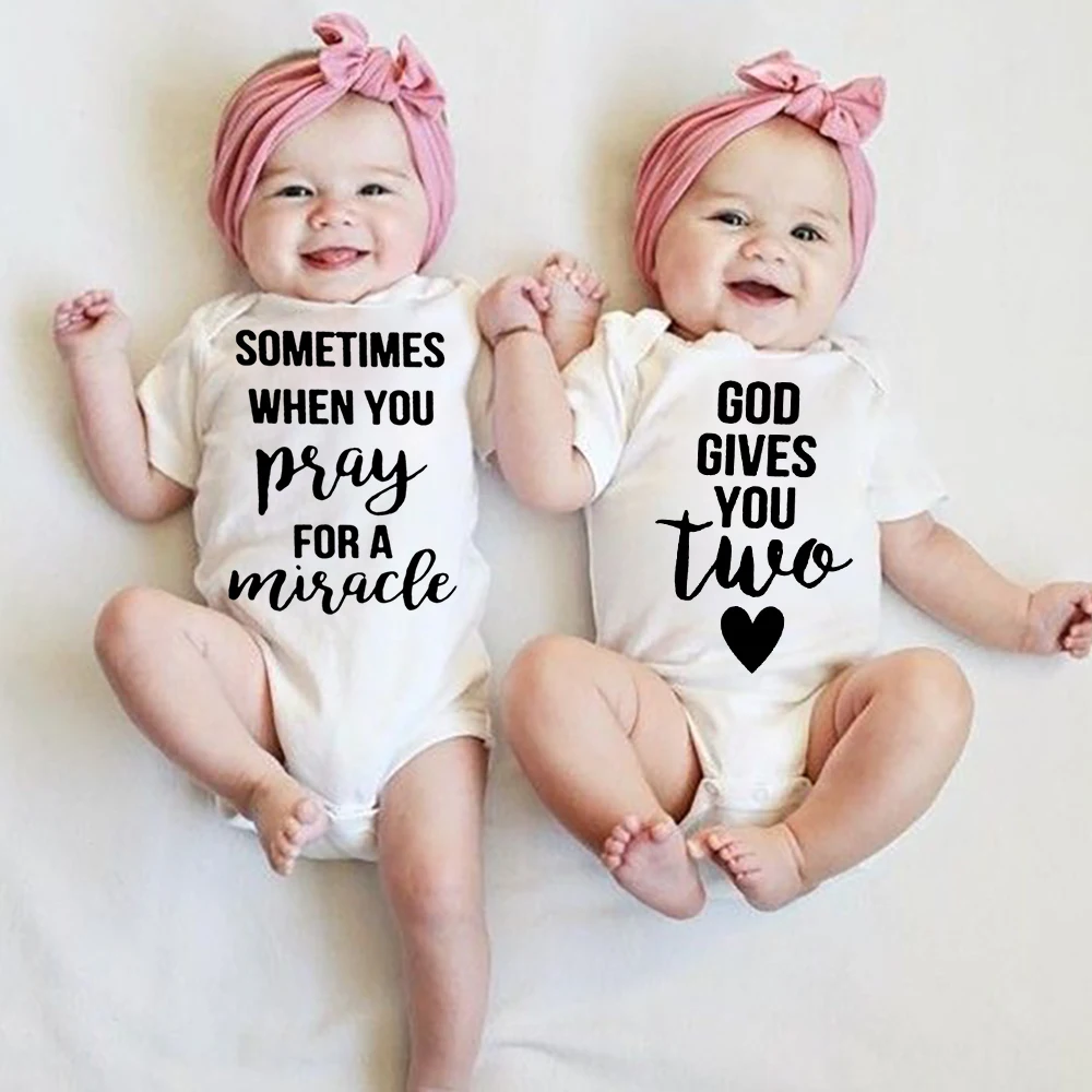 Twins Newborn Baby Bodysuit Summer Infant Baby Born Short Sleeve Clothes Boys Girls Jumpsuit Pregnancy Announcement Twins Gifts