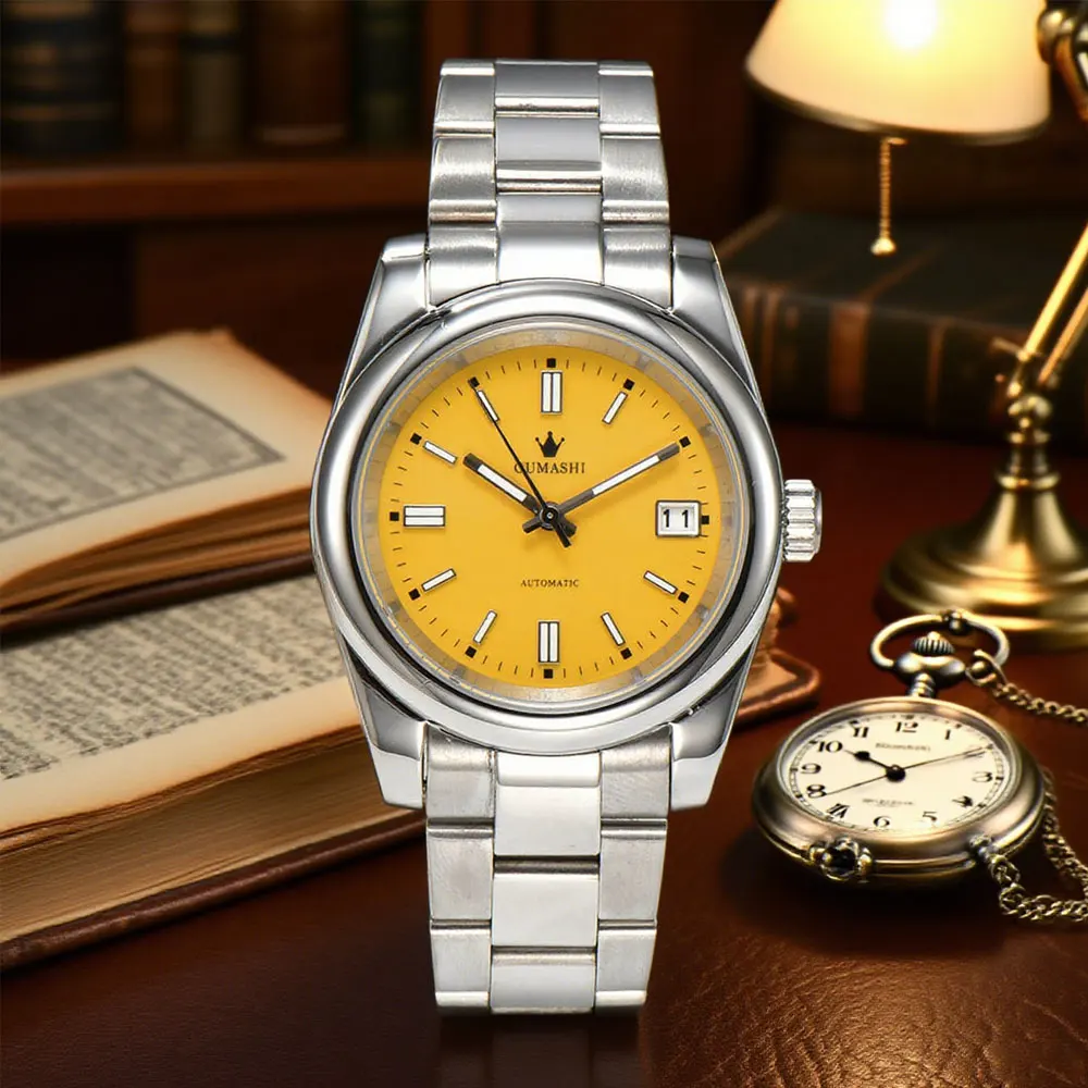 39 มม.นาฬิกาผู้ชาย NH35 อัตโนมัติ Sapphire Glass สายสแตนเลสปรับแต่งโลโก้ธุรกิจนาฬิกาผู้ชาย