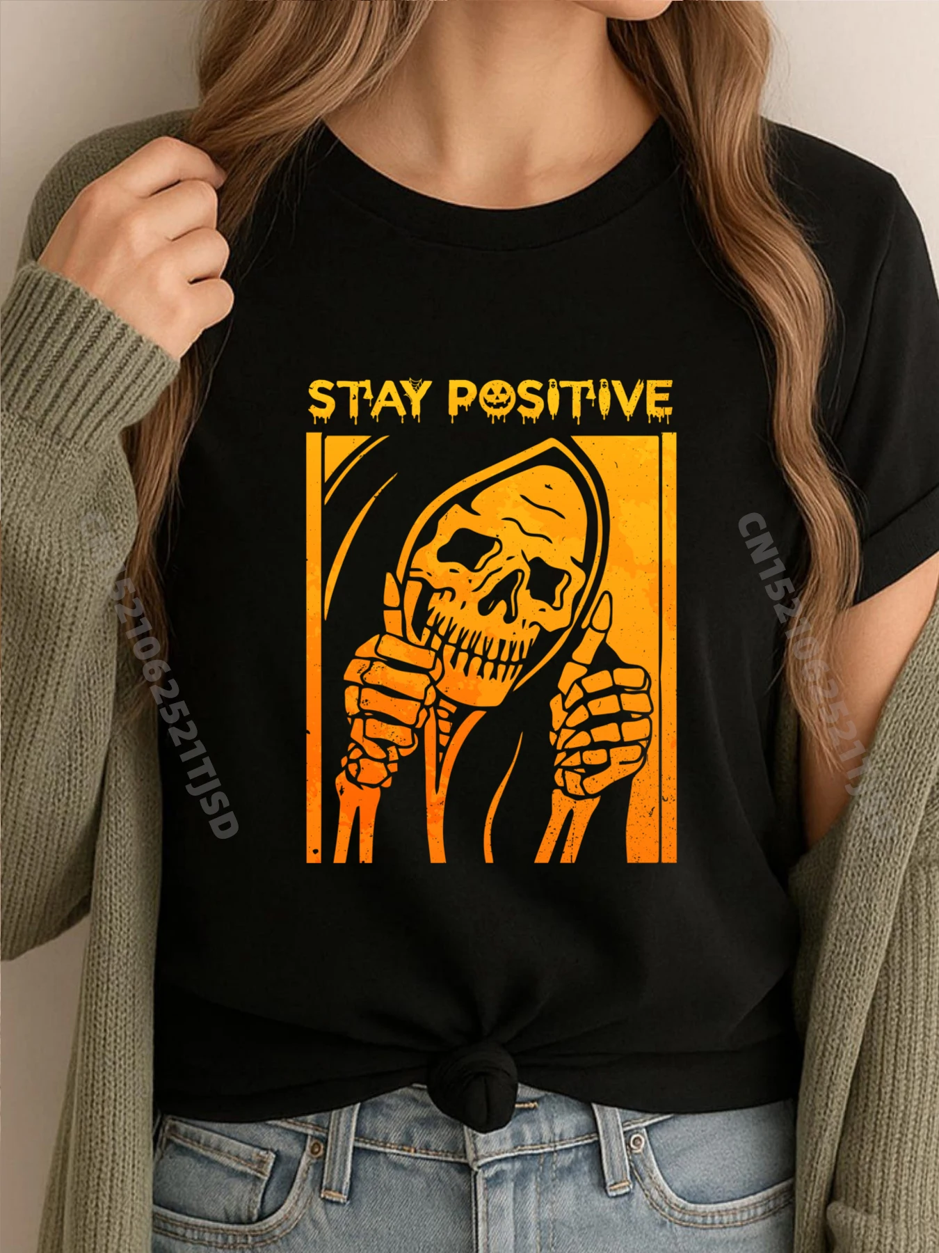 

Забавный череп остаются позитивным скелетом Хэллоуин Мотивационные простые футболки Оптовая продажа Рождественская рубашка