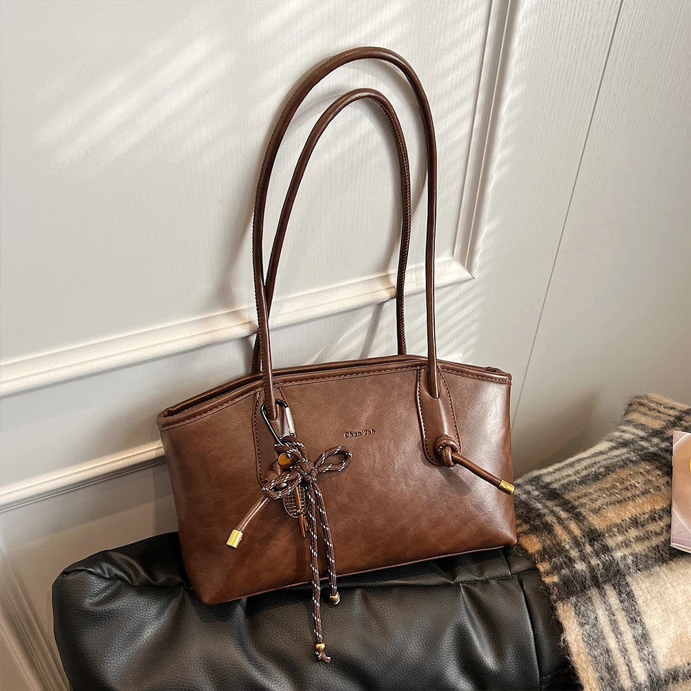 

Vintage Shoulder Bags for Women Fall Hobo Handbag PU Leather Solid Color Retro Handbag with Cute Pendant for Work Travel