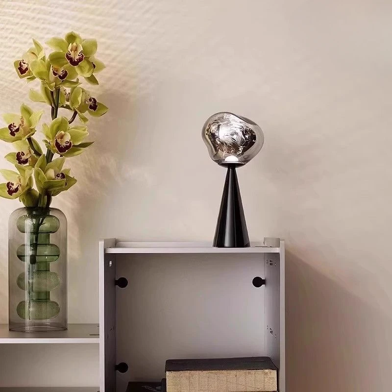 Nordic Designer Creative Personality Bedroom Bedside Charging Lamp