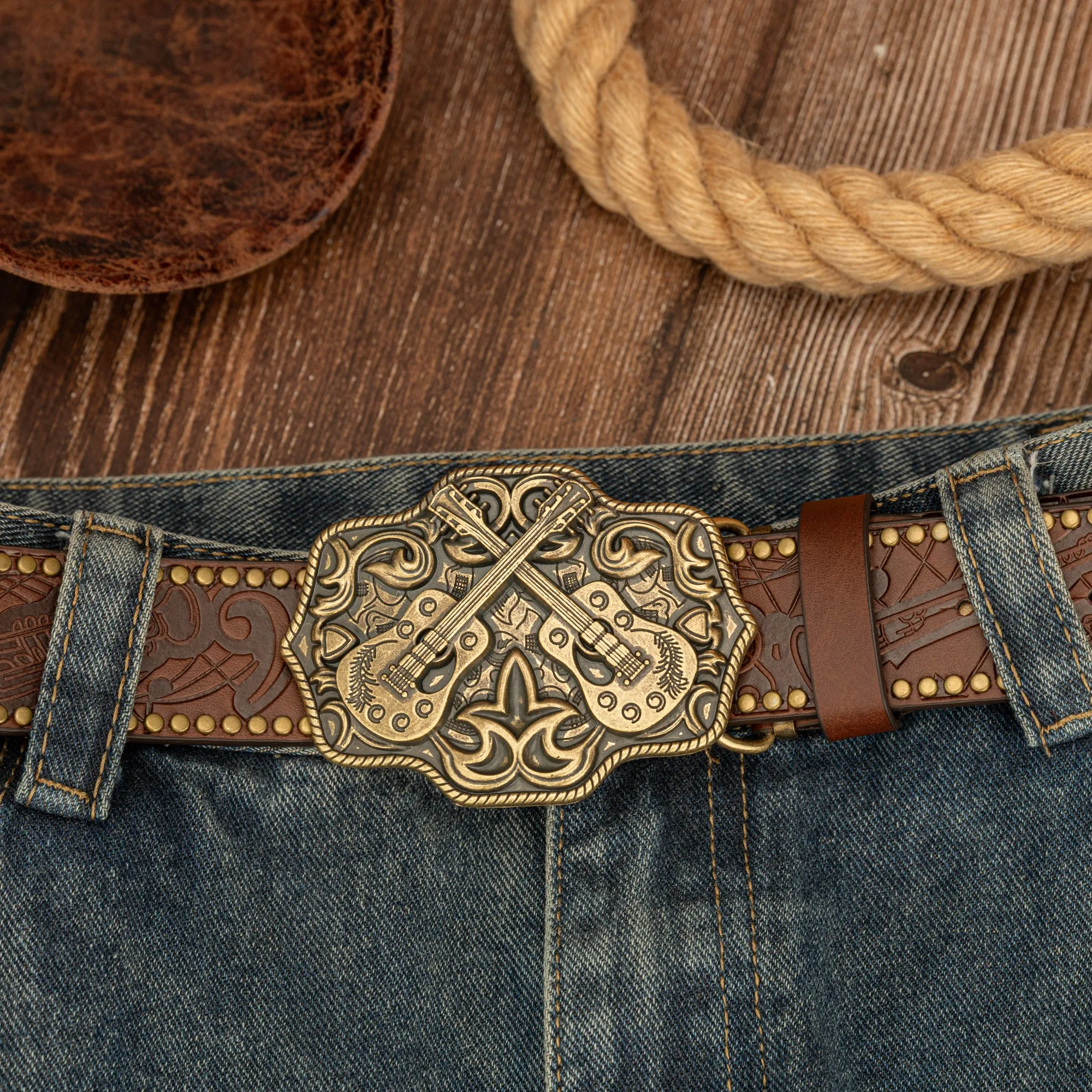 Symmetrical Relief Guitar Zinc Alloy Buckle PU Leather Embossed Rivet Belt Suitable for Commuting Parties Christmas