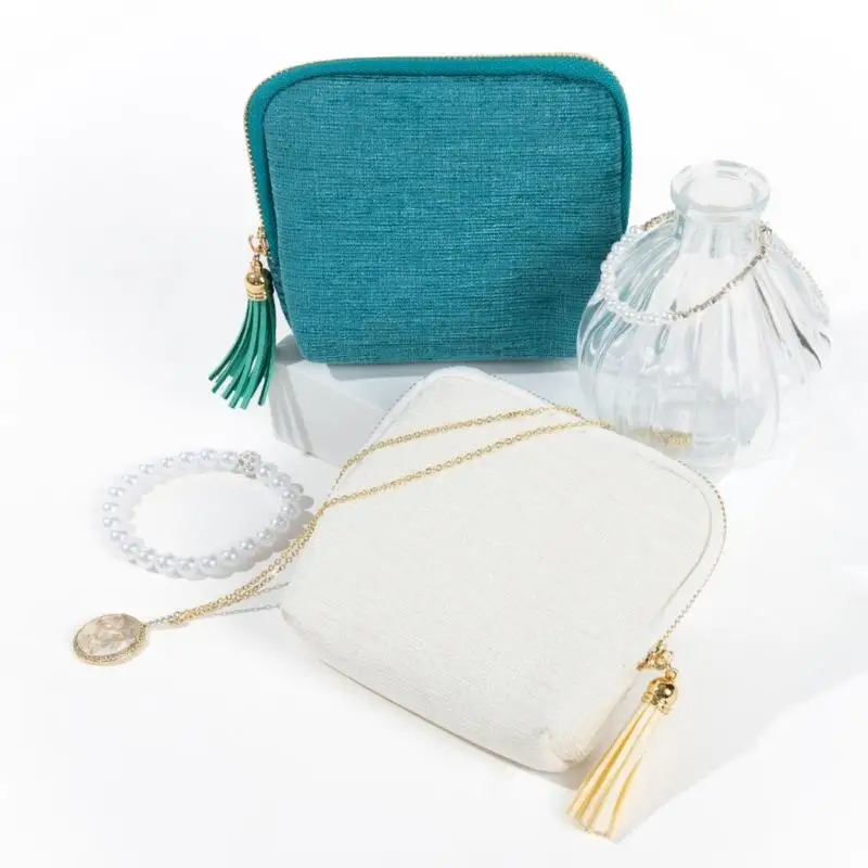 31BB Jewelry Travel Organizers Water Resistant Cloth Material Fringe Zipper Closure Safeguards Valuable Accessories Storage