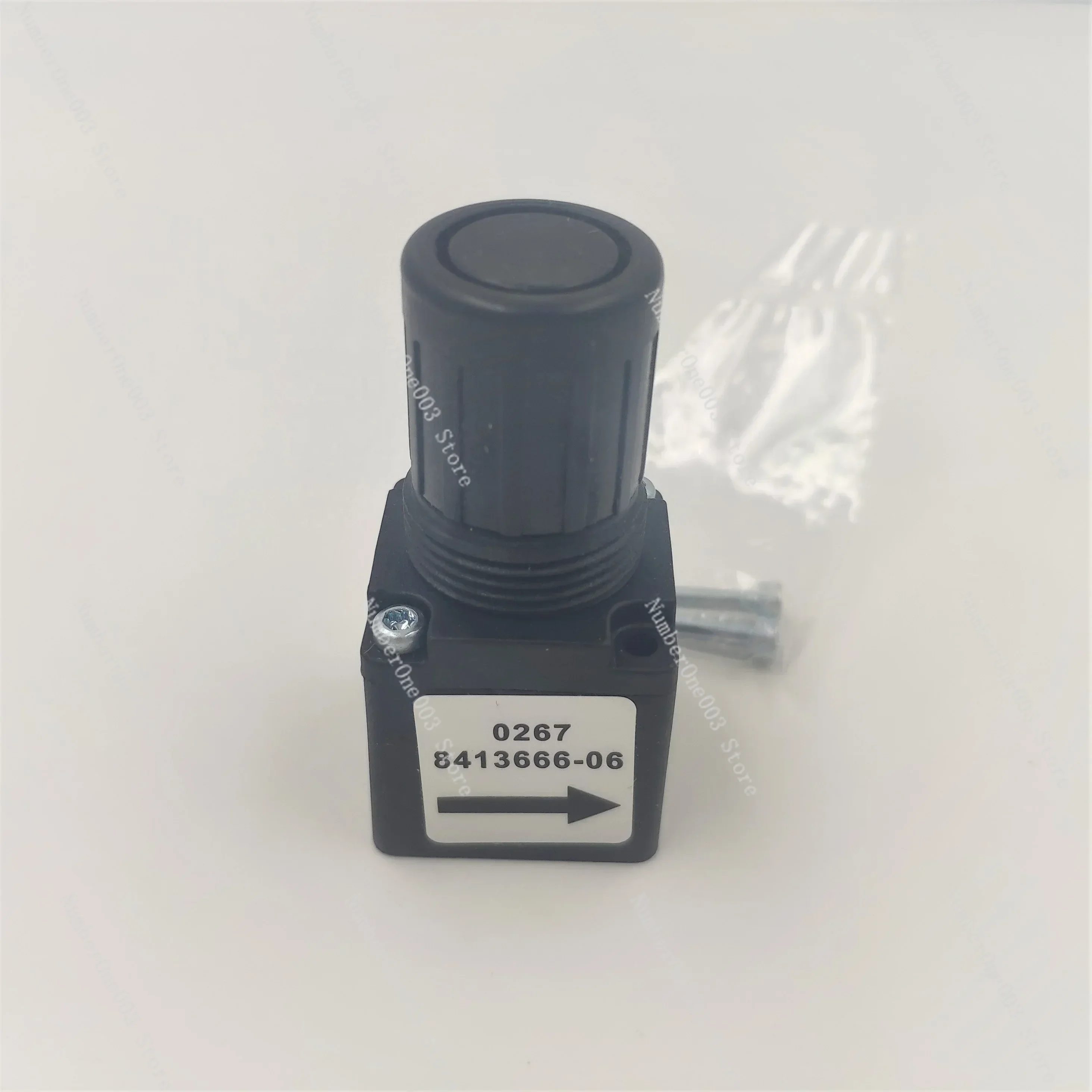 

Original And New Drager Pressure Regulator With PN 8413666