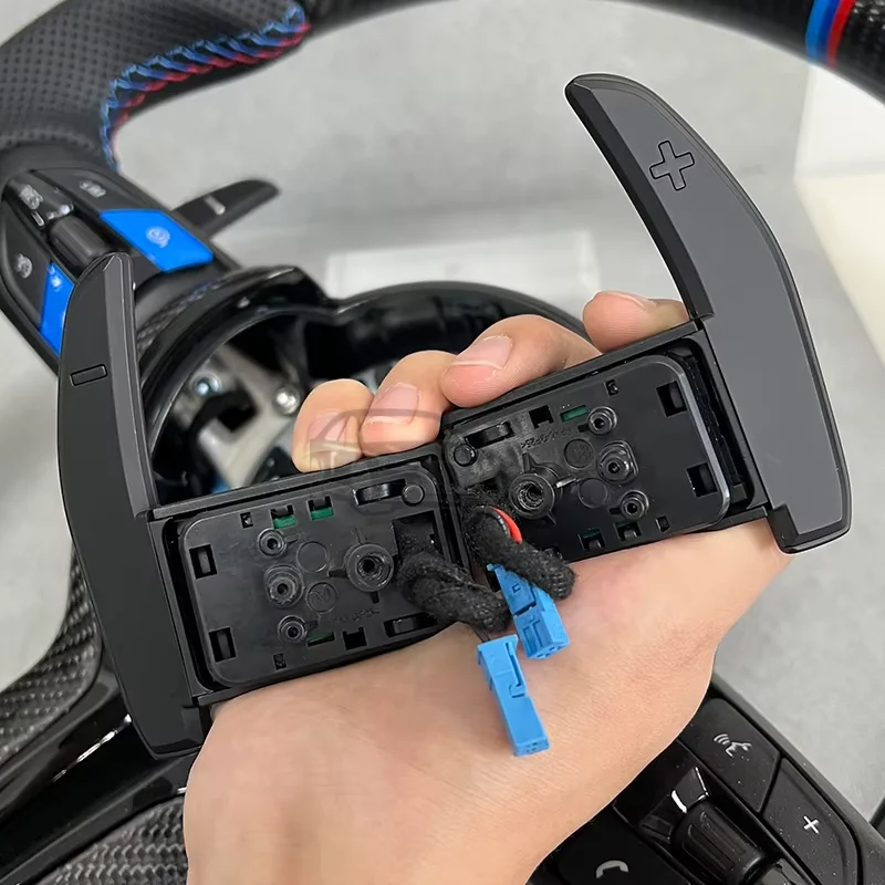 Suitable for BMW F30 F32 F31 F20 F22 F25 3 Series, 5 Series universal shift paddles, black, white, red and blue color schemes