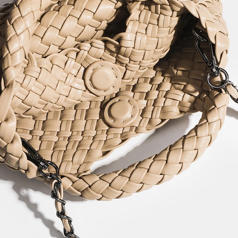 Designer-Tasche Damenhandtasche Beliebte Kleine Version PU-Leder Geflochtene Tasche Modischer Stil Weiche Handgefertigte Bucket-Bag – Detail 5