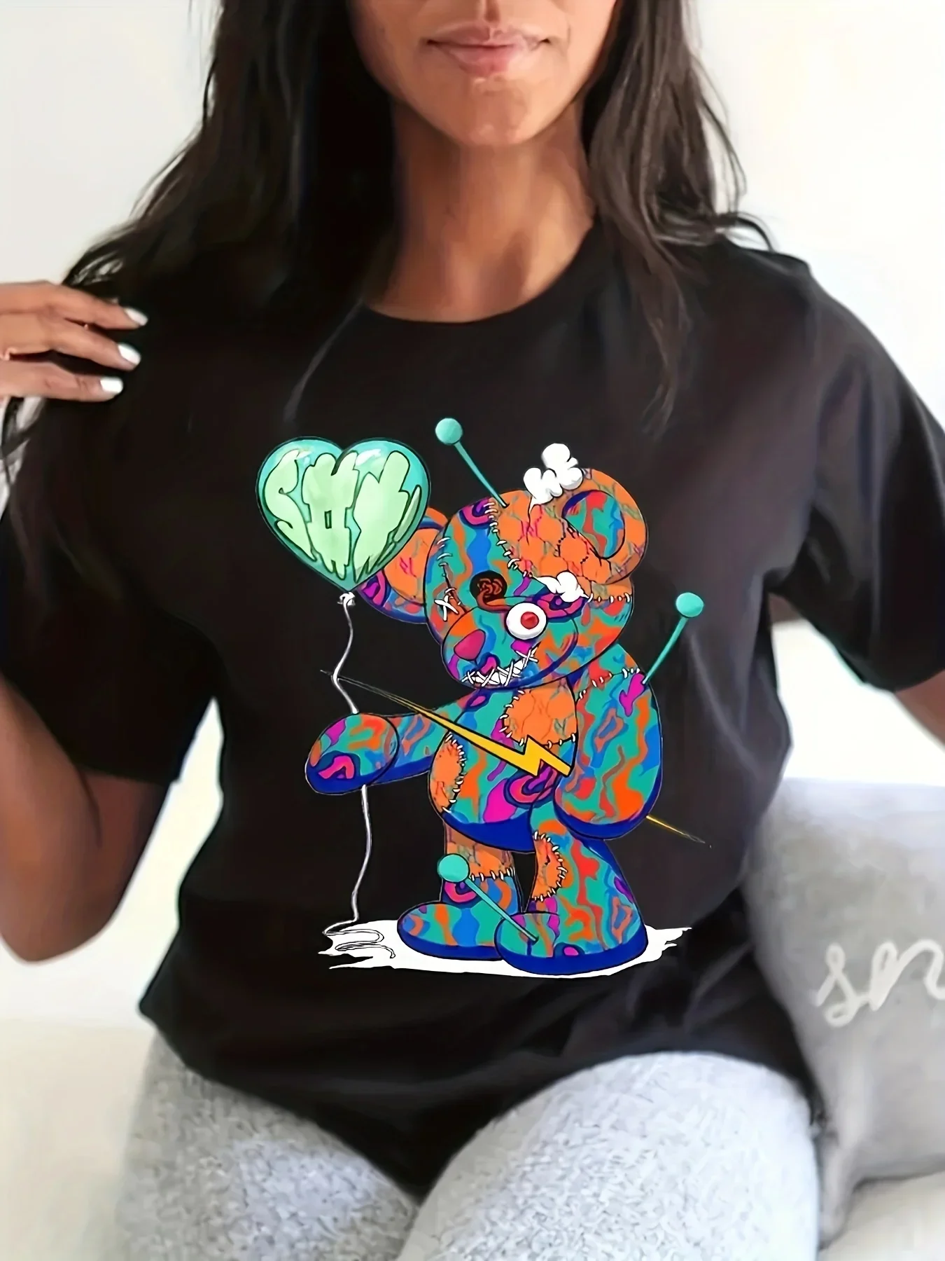 Camiseta con estampado de oso colorido, camiseta informal de manga corta con cuello redondo para primavera y verano