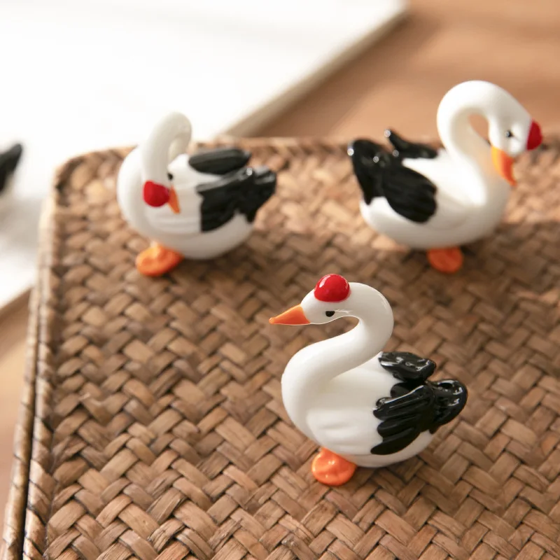 Glass Duck-shaped Desktop Stress-relieving Decorative Item, Mini Animal Model, Car Decoration, Home Glass Decoration