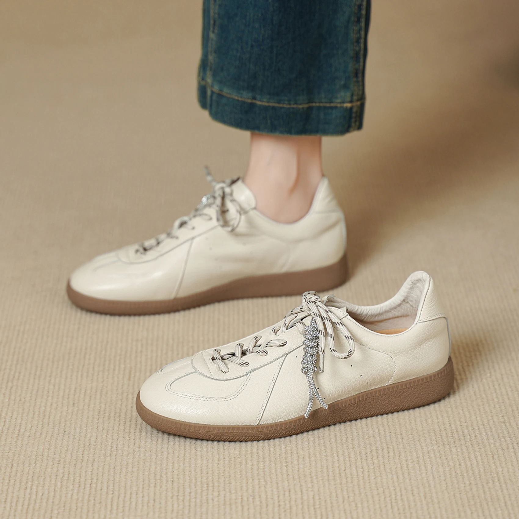 2026 Autumn High Quality Sheepskin Leather Women Sneakers Lace Up Flat Shoes Comfortable Soft Casual Shoes Female Flats Pumps