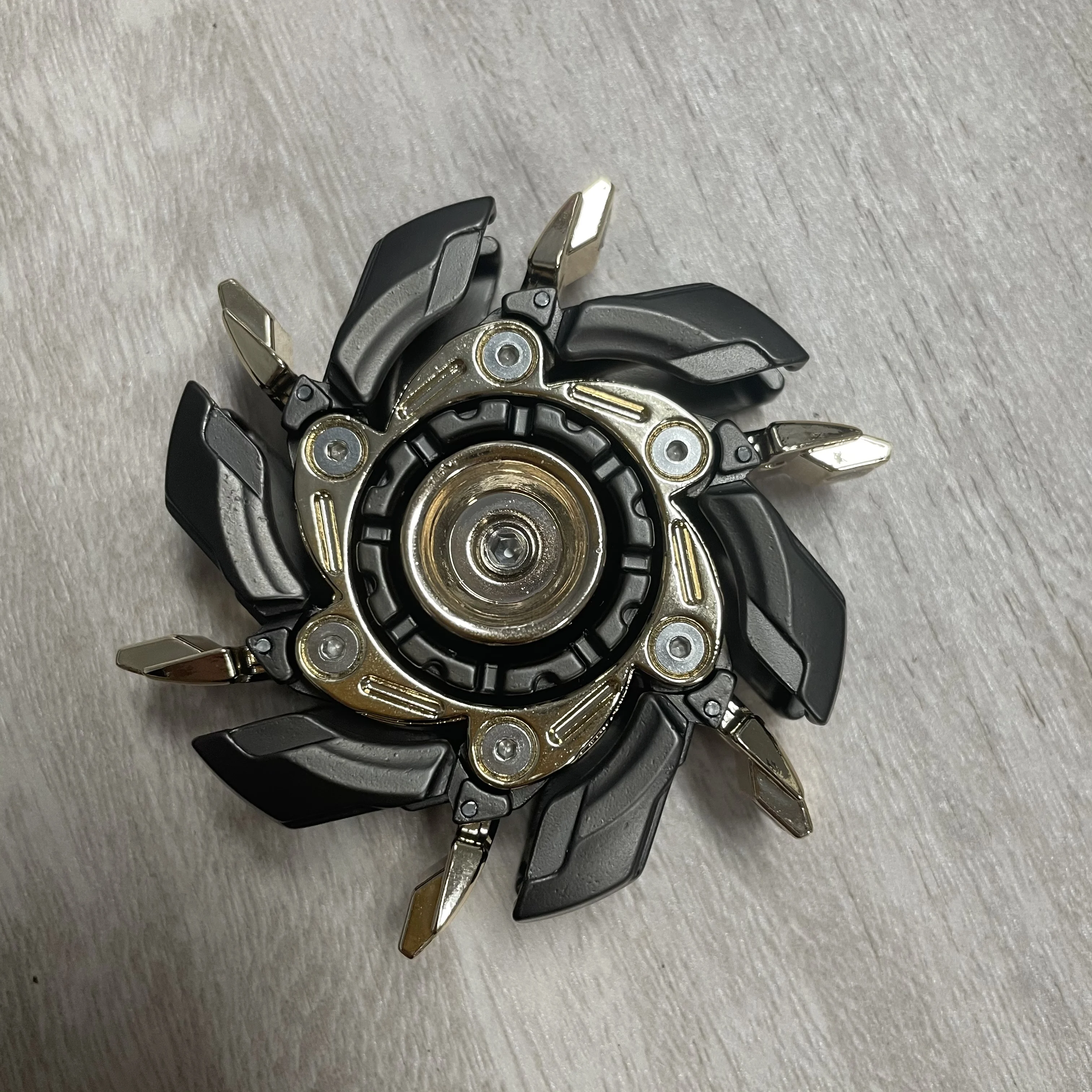 EDC Fidget Grumpy 03 Fidget Spinner Pillbug EDC mainan Spinner jari kumbang hadiah mainan Anti stres