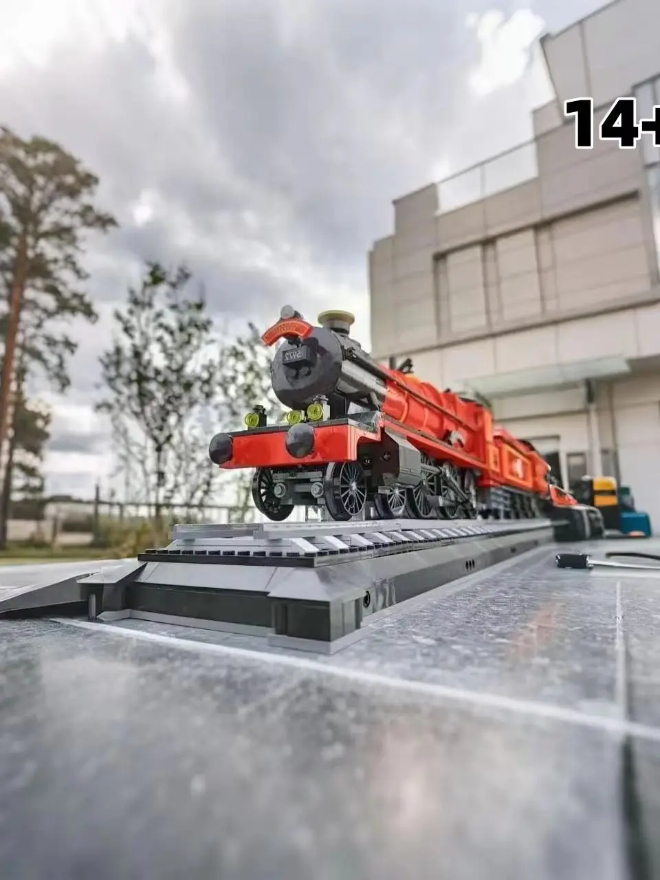 2026 NEUES Bahnhof-Sammlermodell Baustein-Set Spielzeug zum Verschenken
