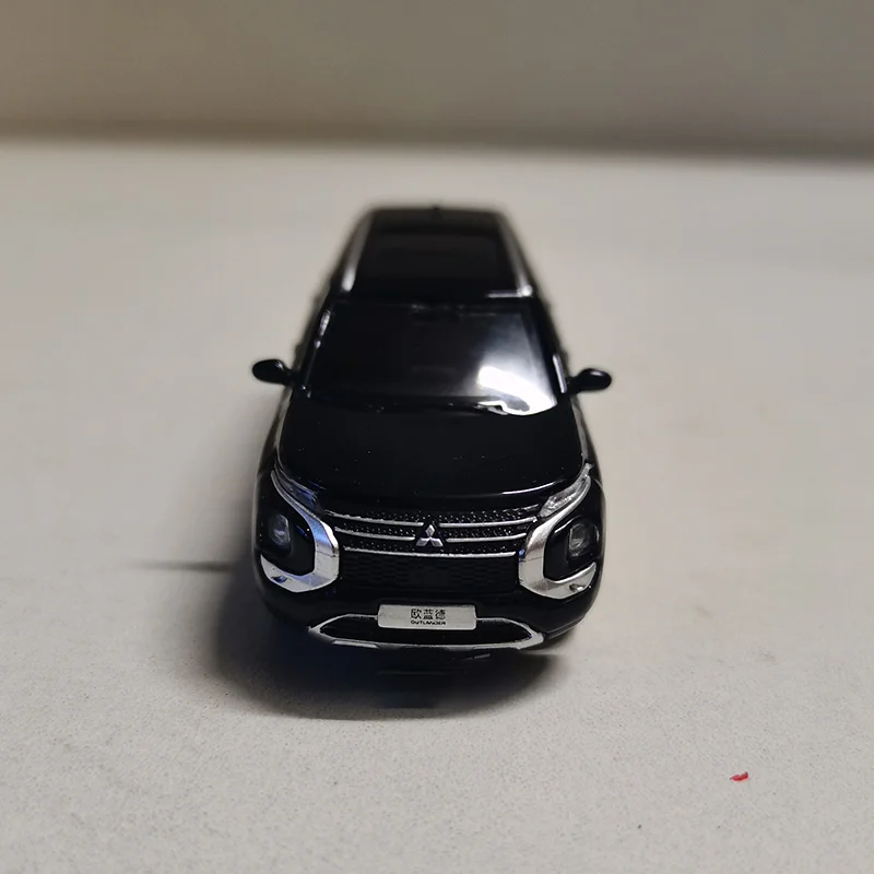 

Масштаб 1:64, сплав GAC Mitsubishi Outlander SUV, внедорожник, литой под давлением миниатюрный игрушечный автомобиль, имитация классической модели, коллекционный сувенир
