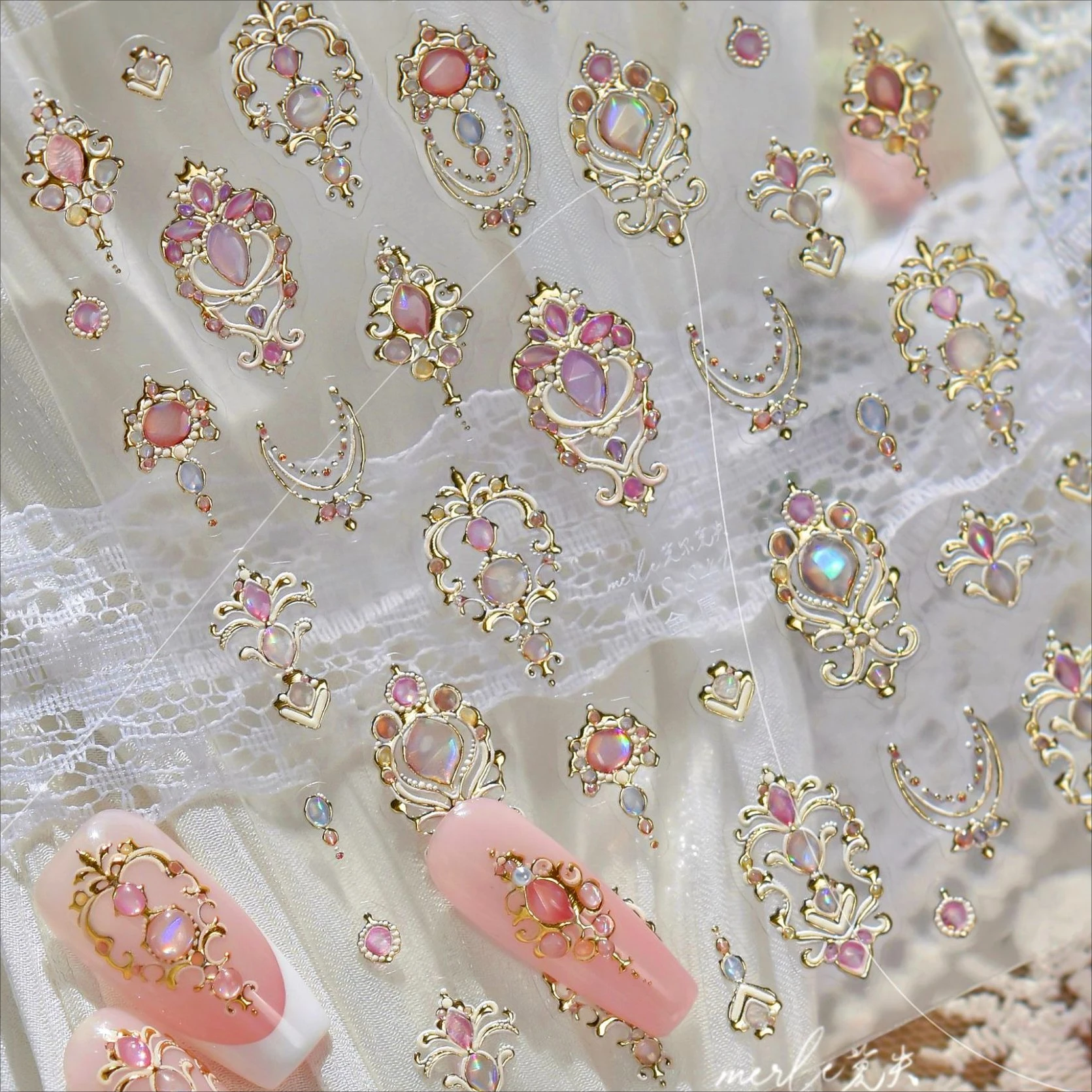 

Elegant Noble Gemstone Necklace Delicate Pattern Retro Photo Frame Heart Flower Self Adhesive Nail Art Stickers Manicure Decals