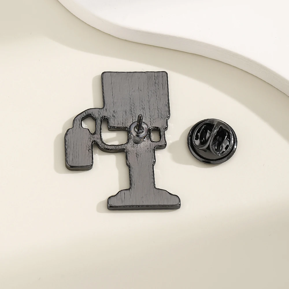DCARZZ Funny Medical Instruments Enamel Pin Creative Medicine Jewelry Brooch for Doctor Nurse Lapel Badge Gifts Accessories view 4