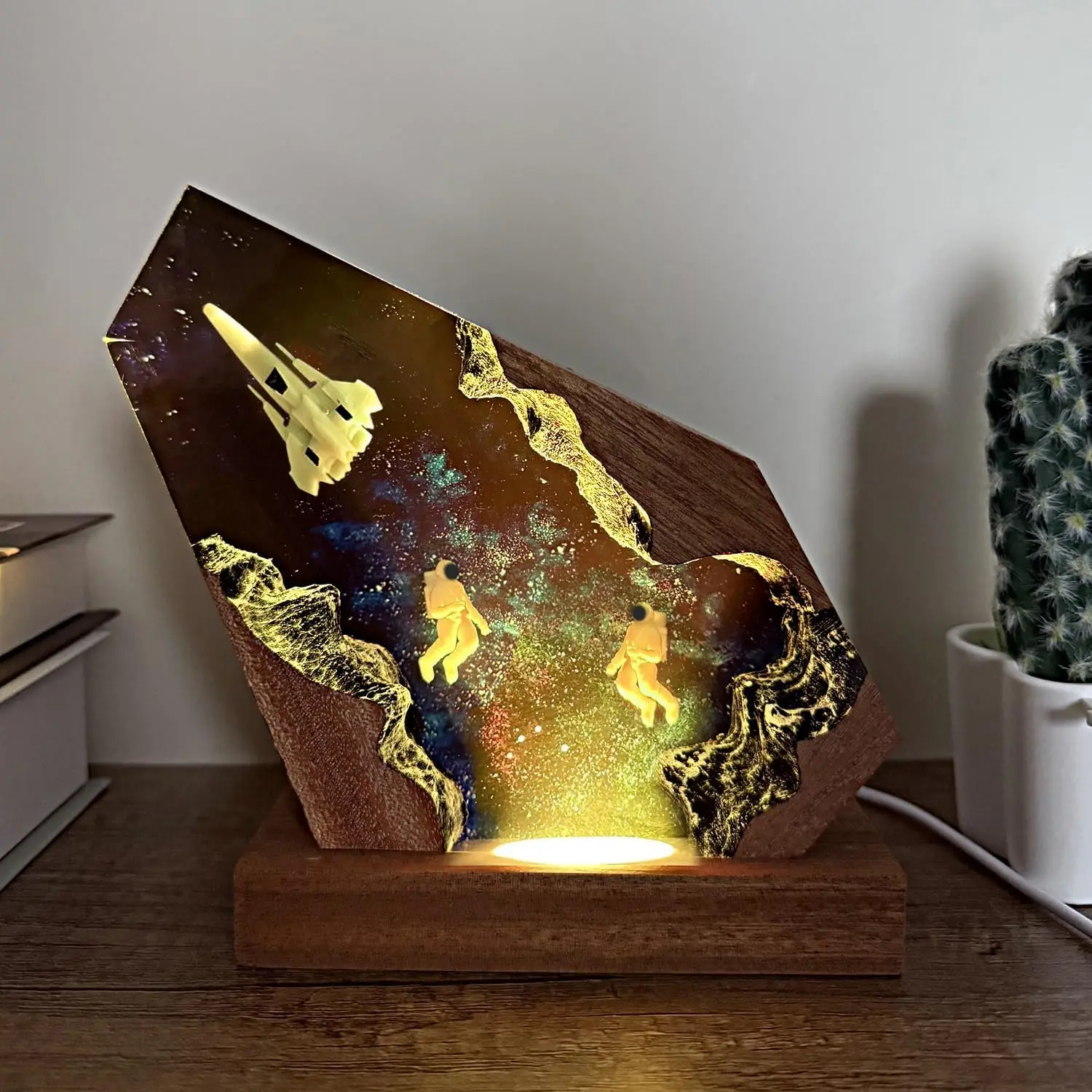 

Handmade Galaxy Resin Night Light with USB Port, Variable Lights, Space Gifts for Adults and Astronaut Enthusiasts