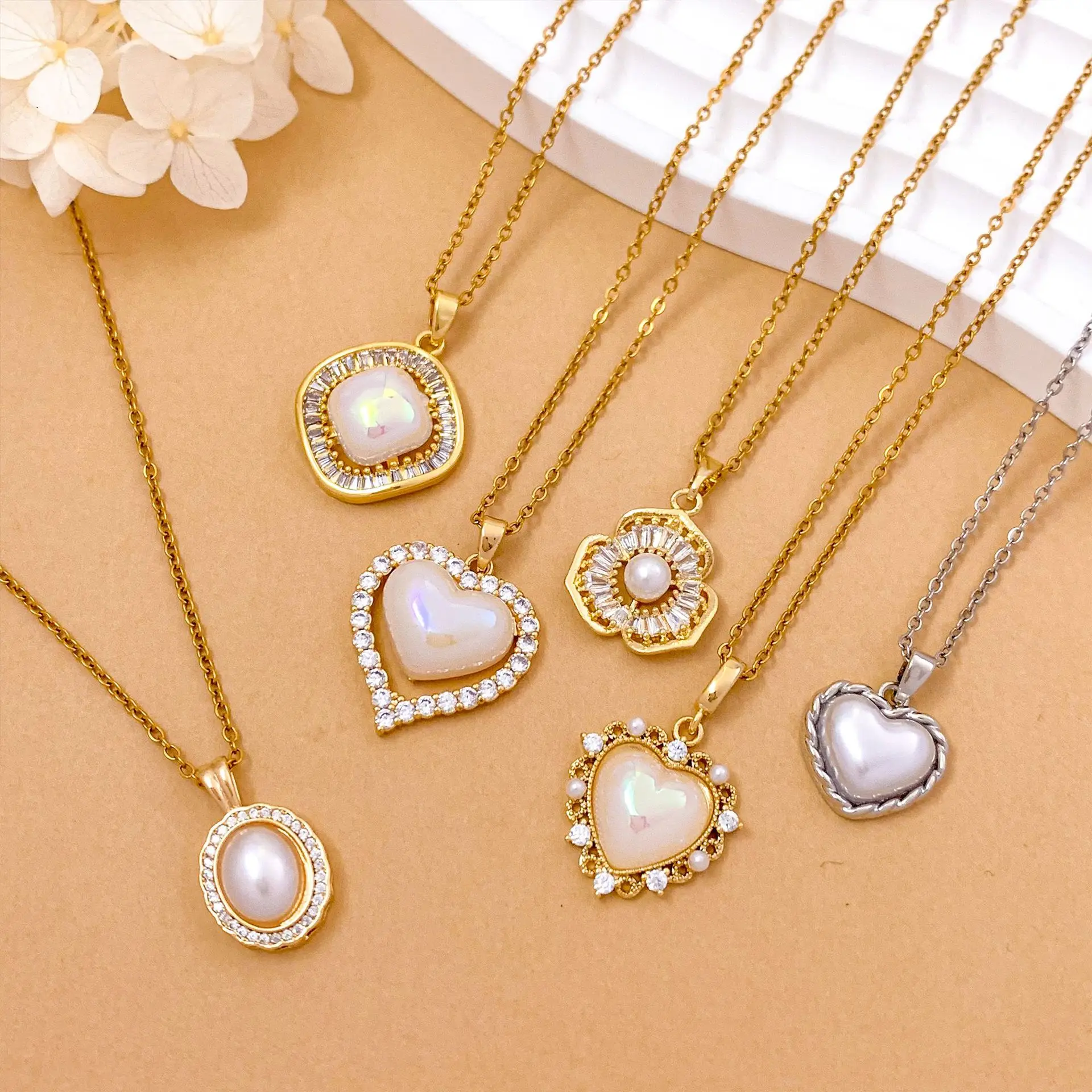 Vintage Imitation Pearl Geometric Pendant Necklace for Women Stainless Steel Chain Zircon Heart Charm Jewelry Birthday Gifts