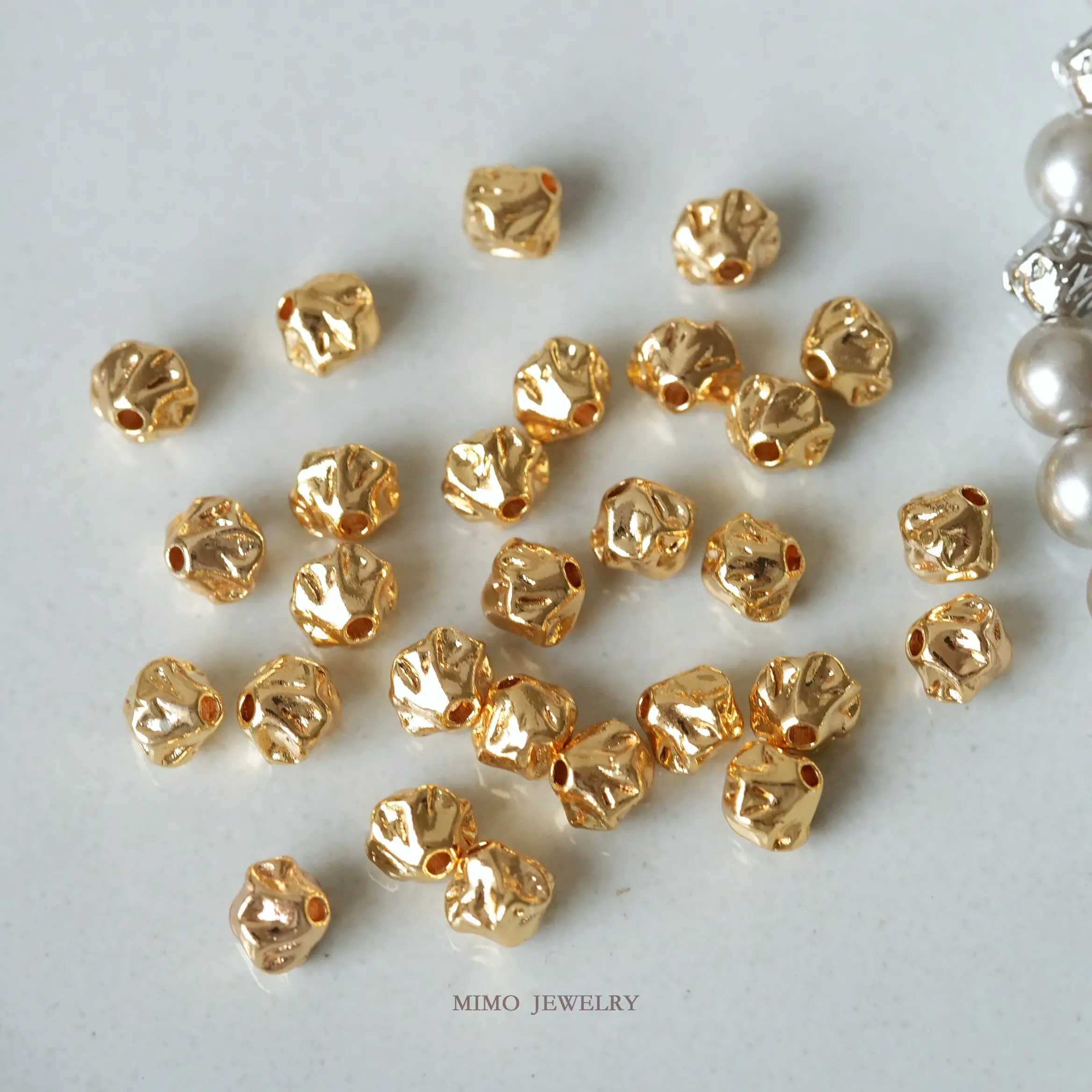 

Бусины-разделители из латуни с золотым покрытием, двойные конусообразные, нерегулярной ромбовидной формы, для изготовления ювелирных изделий, браслетов, ожерелий, аксессуаров своими руками