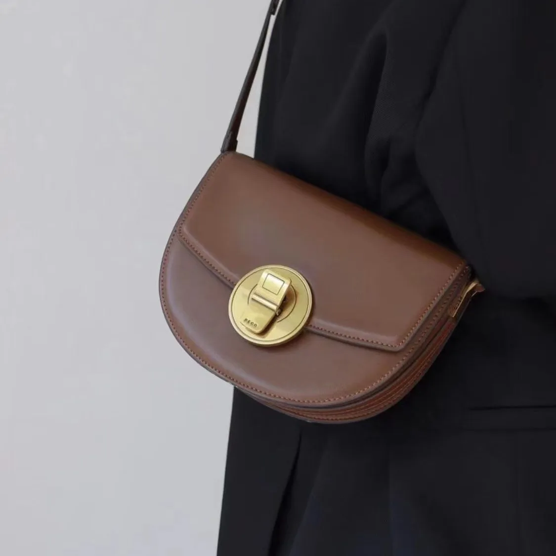 PECO Easy-to-carry series semi-circular saddle bag genuine leather retro versatile single-shoulder crossbody bag for women