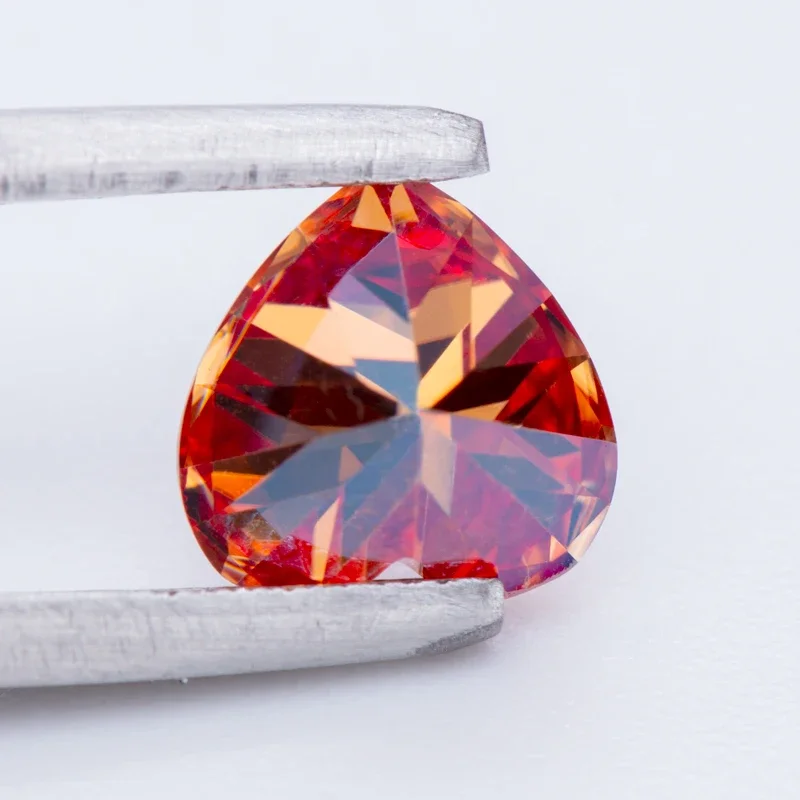 Moissanite batu Garnet warna hati memotong batu permata Lab tumbuh canggih bahan pembuat perhiasan berlian dengan sertifikat GRA