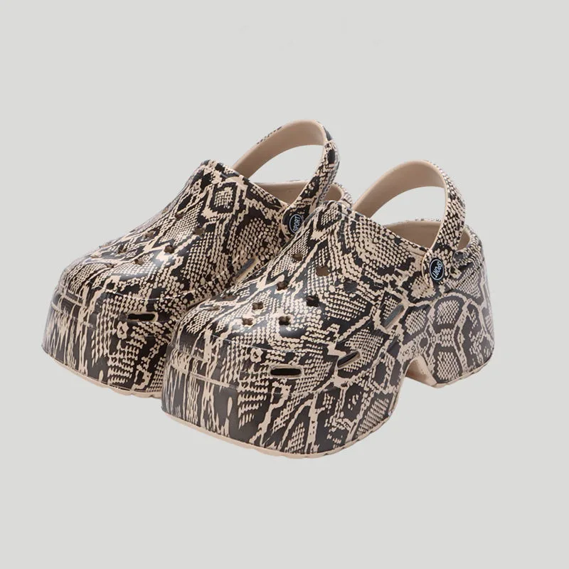 Summer Fashion Women Thicken Sole Sandals Ladies Outdoor Platform Shoes Girls Breathable Hole Shoes Female Beach Sandals