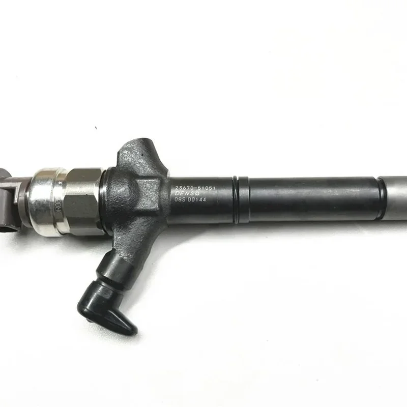 common rail injector 23670-30050 2kd injector nozzle 23670-30050 for Toyota hilux