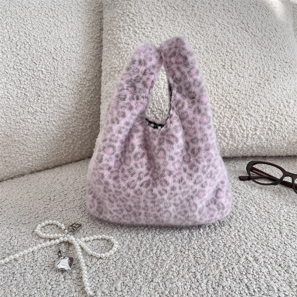 

New Soft Handbag Candy Color Heart-shaped Pattern Tote Bag Large Capacity Heart-shaped Handbag Women