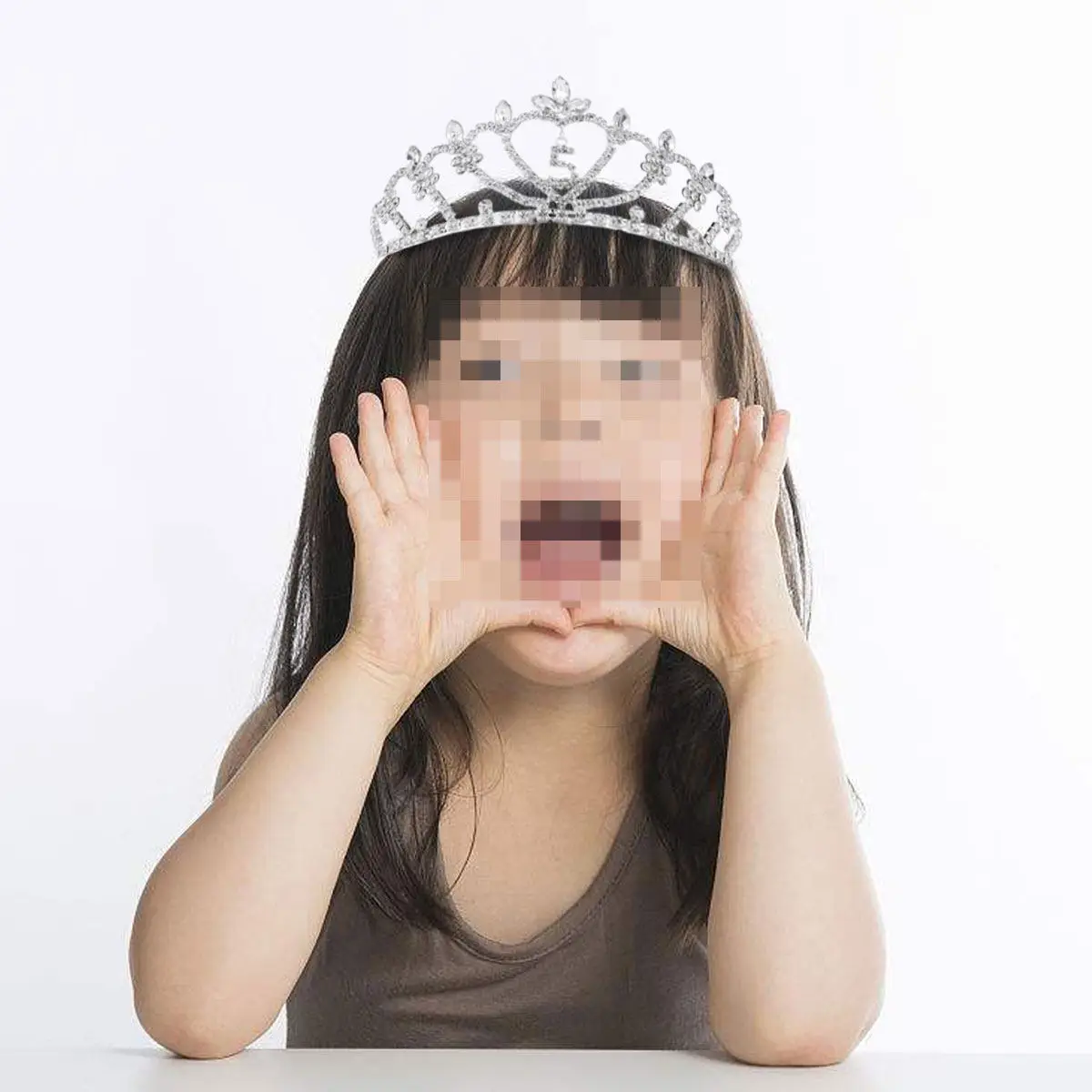 Rhinestone Crown Tiara Hair Accessory – Sparkling Silver-Plated Birthday Party Headpiece Gift