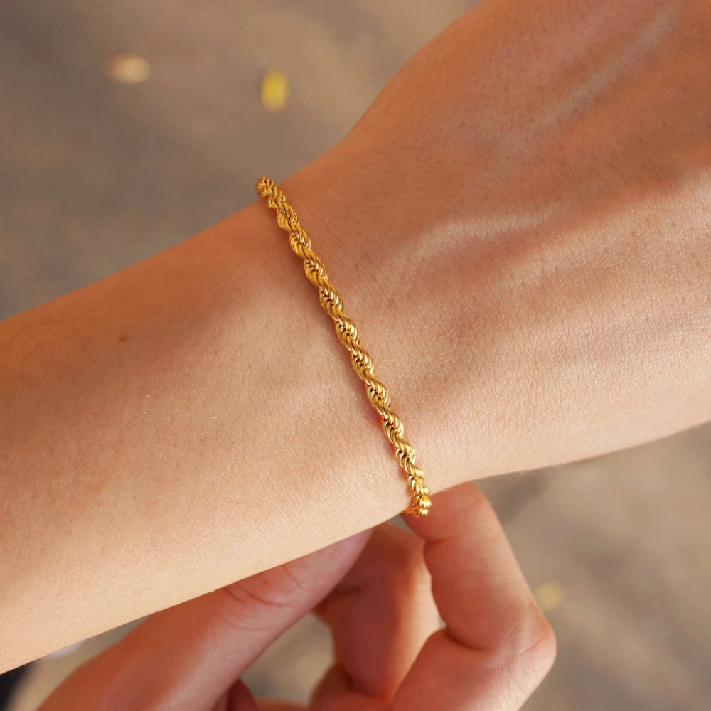 Golden Color Twisted Rope Chain Bracelet Minimalist Dainty Thick Chain Bracelet Everyday Wear Handmade Jewelry for Women Gifts