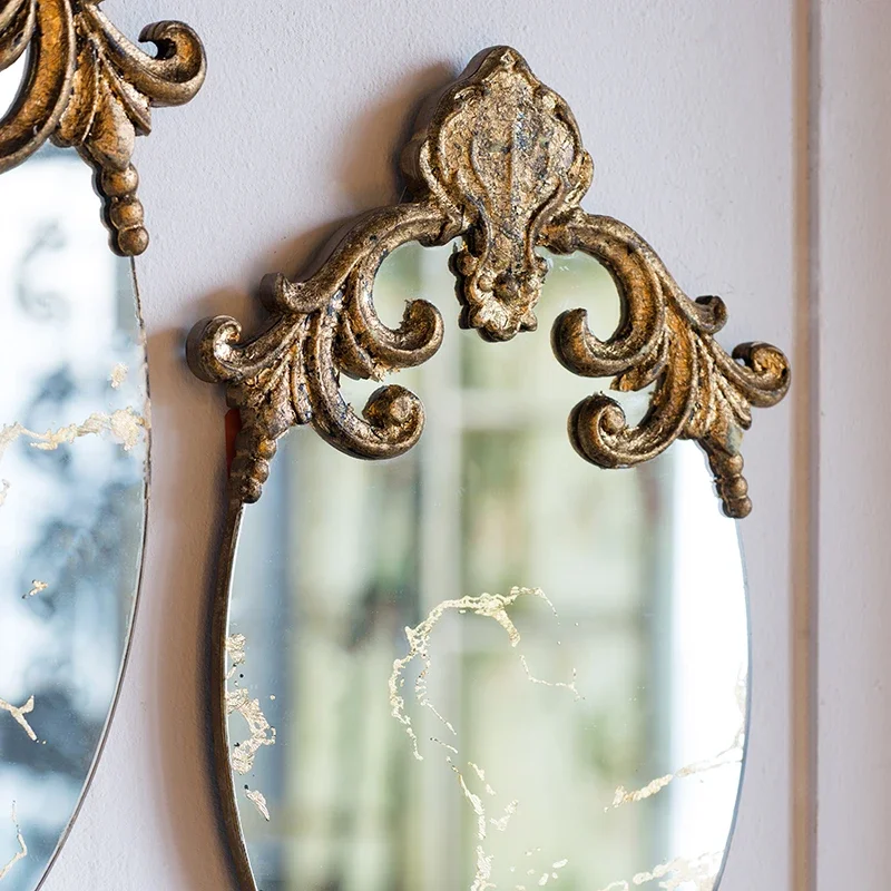Gold Vintage Nordic Wall Mirror - Retro Design for Bedroom & Bath, Vanity Mirror with Nostalgic Charm, Wall-Mounted Decor