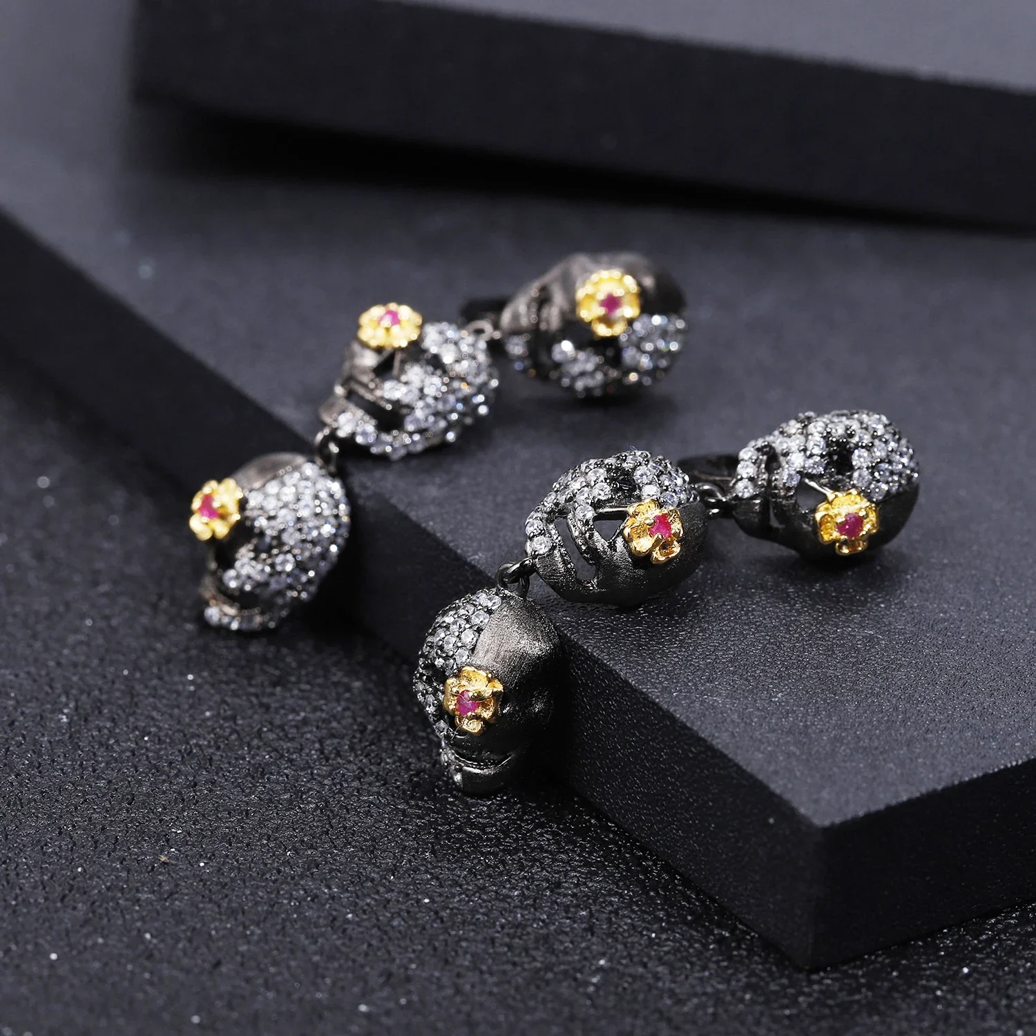 GEM'S BALLET Skull Sword Earring 925 Sterling Silver Drop Earrings CZ Handmade Skull Earrings For Women Gothic Party Jewelry