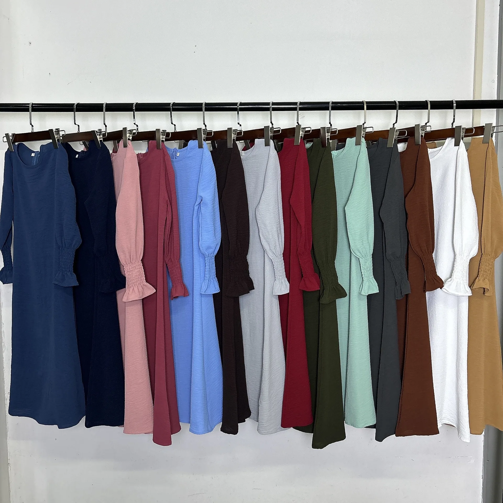 

Черные абайи НЕТ В НАЛИЧИИ