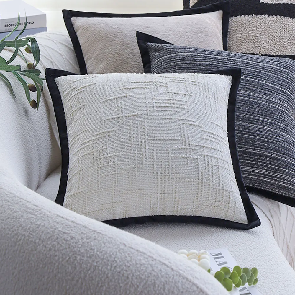 White Pillow Covers 18x18 Ultra Soft Chenille Throw Pillow Cover for Sofa Living Room Modern Decorative Cushion Cover Room Decor