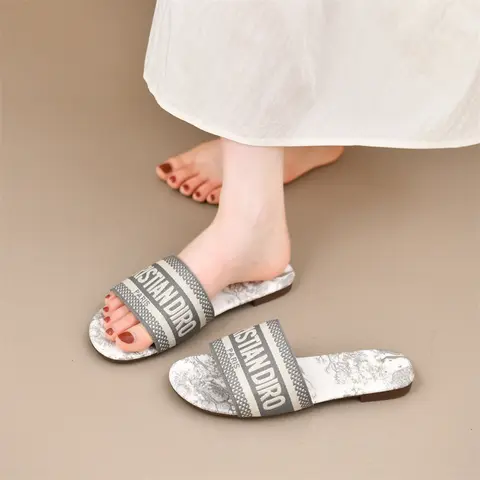 10 best sales क्रिश्चियन लुबोटिन महिलाएं - №9