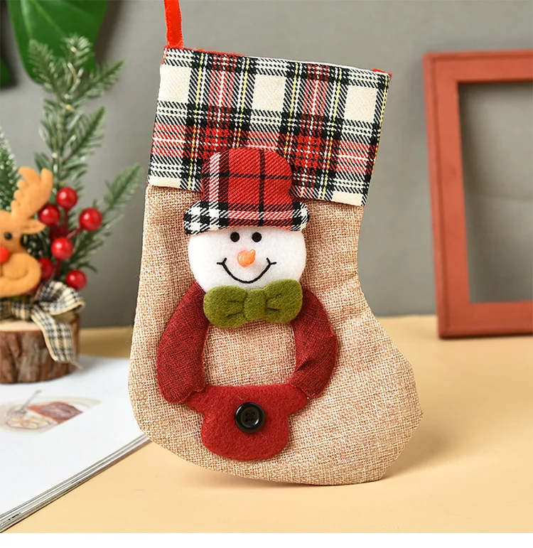 Calcetines navideños de varios estilos, calcetines con motivos de dulces, bolsas de regalo de Papá Noel, adornos colgantes para el árbol de Navidad, artículos de decoración para las fiestas, venta al por mayor.