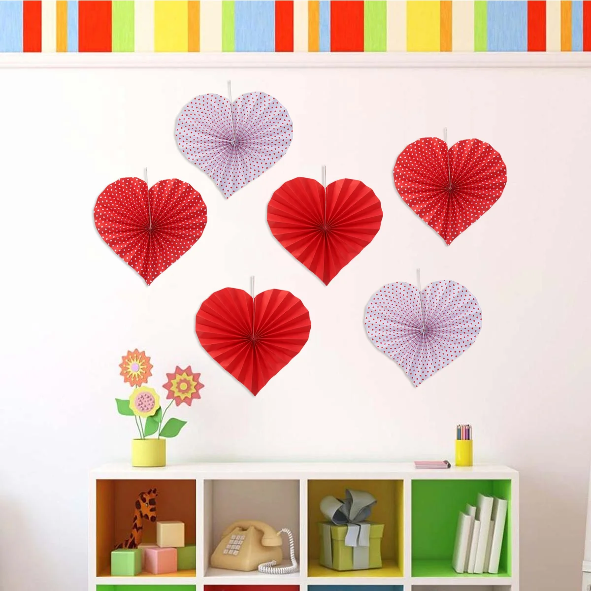 

6pcs Heart-Shaped Paper Fan Flowers Creative Wedding Decor For Party Gathering Handcraft Wall Hanging Ornament Home Decoration