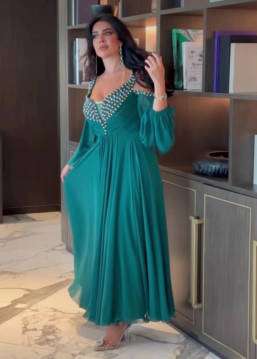 

Noble Green Prom Dresses 2023 Beads A-Line Long Sleeves Off Shoulder Arabia Women Evening Dresses 2023 Formal Occasion Dresses