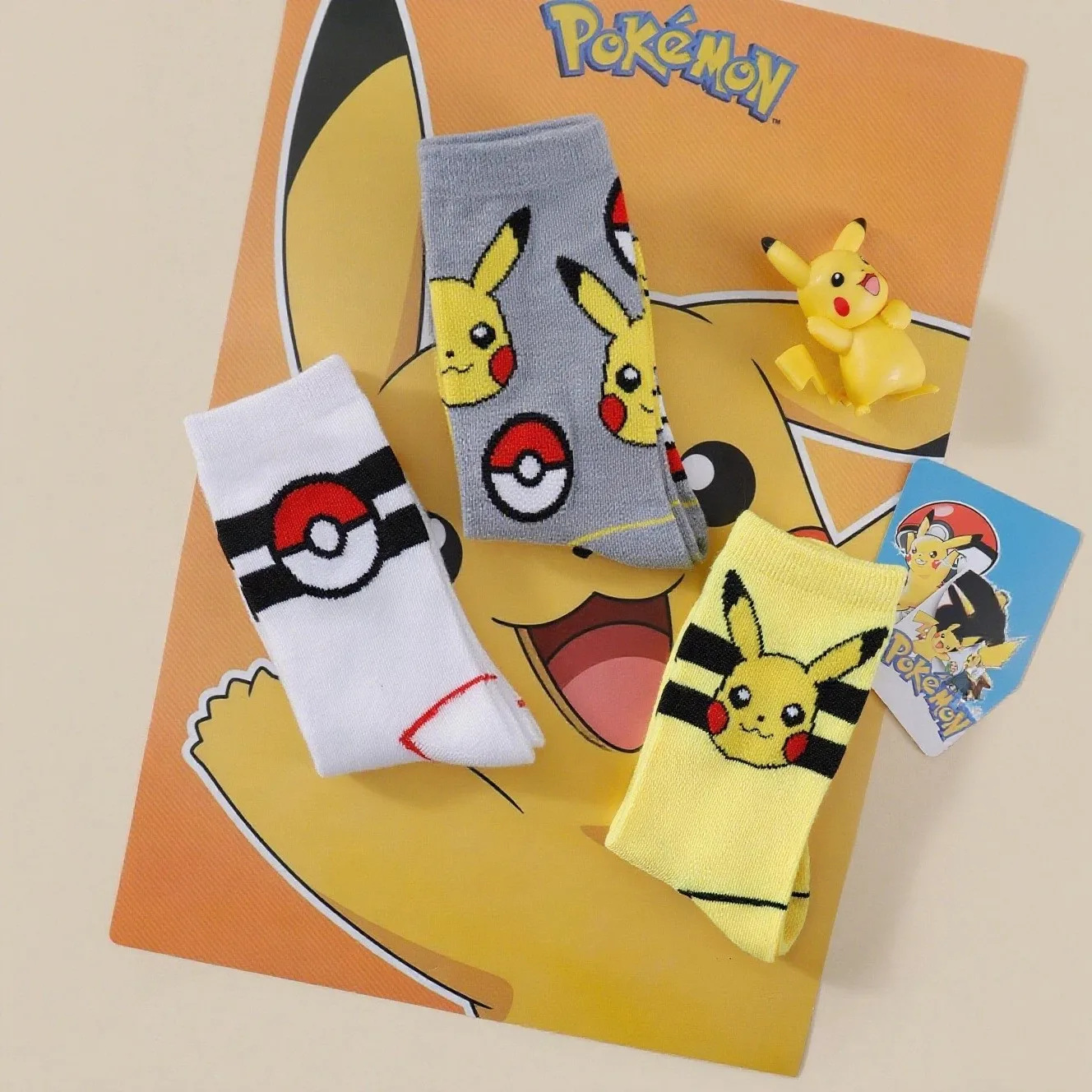 3 Paar japanische Cartoon-Pokémon-Socken für Damen, Anime-Elfen-Trendsocken, lustige und niedliche Pokémon-Pikachu-Mittellange Socken – Detail 3