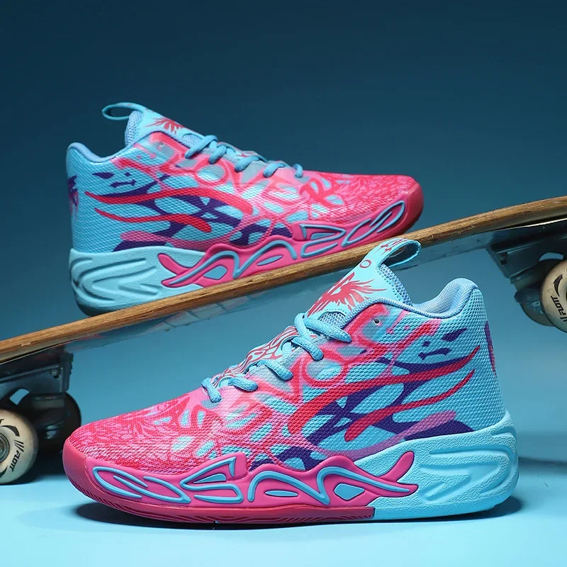 

Мужские и женские баскетбольные кроссовки – это модно и универсально с сильным прыжком. Легкие и удобные.