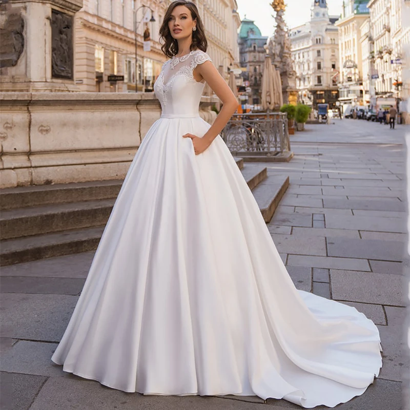 Vestido De novia De princesa brillante, vestido De satén De manga corta con cuello alto y espalda descubierta, elegante vestido De baile, traje De tren De barrido, personalizado, 2023