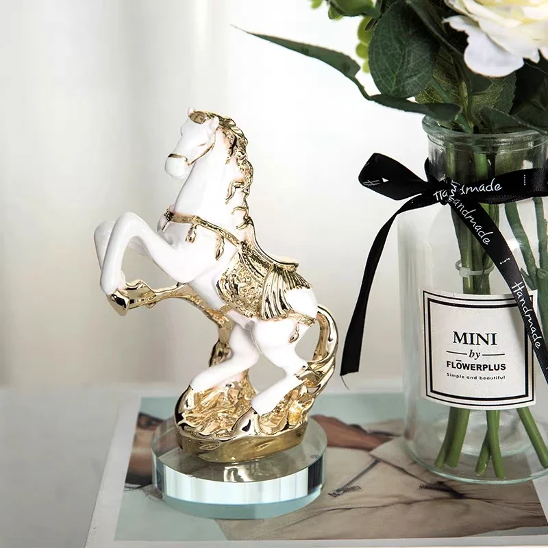 artisanat-de-sculpture-de-cheval-decoration-de-bureau-de-salon-decor-de-statue-d'animal-nordique-œuvres-d'art-en-resine-creatives-cadeaux-nordiques