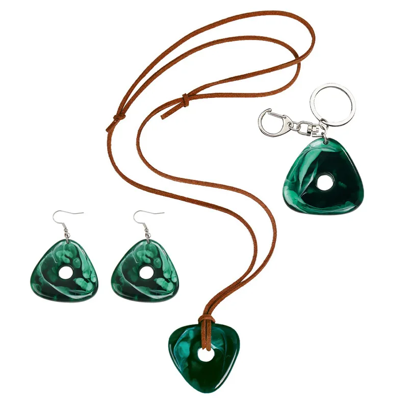 New Ghost Mother Carolin Saw Stone Keychain Anime Children Gift Emerald pendant keyring jewelry