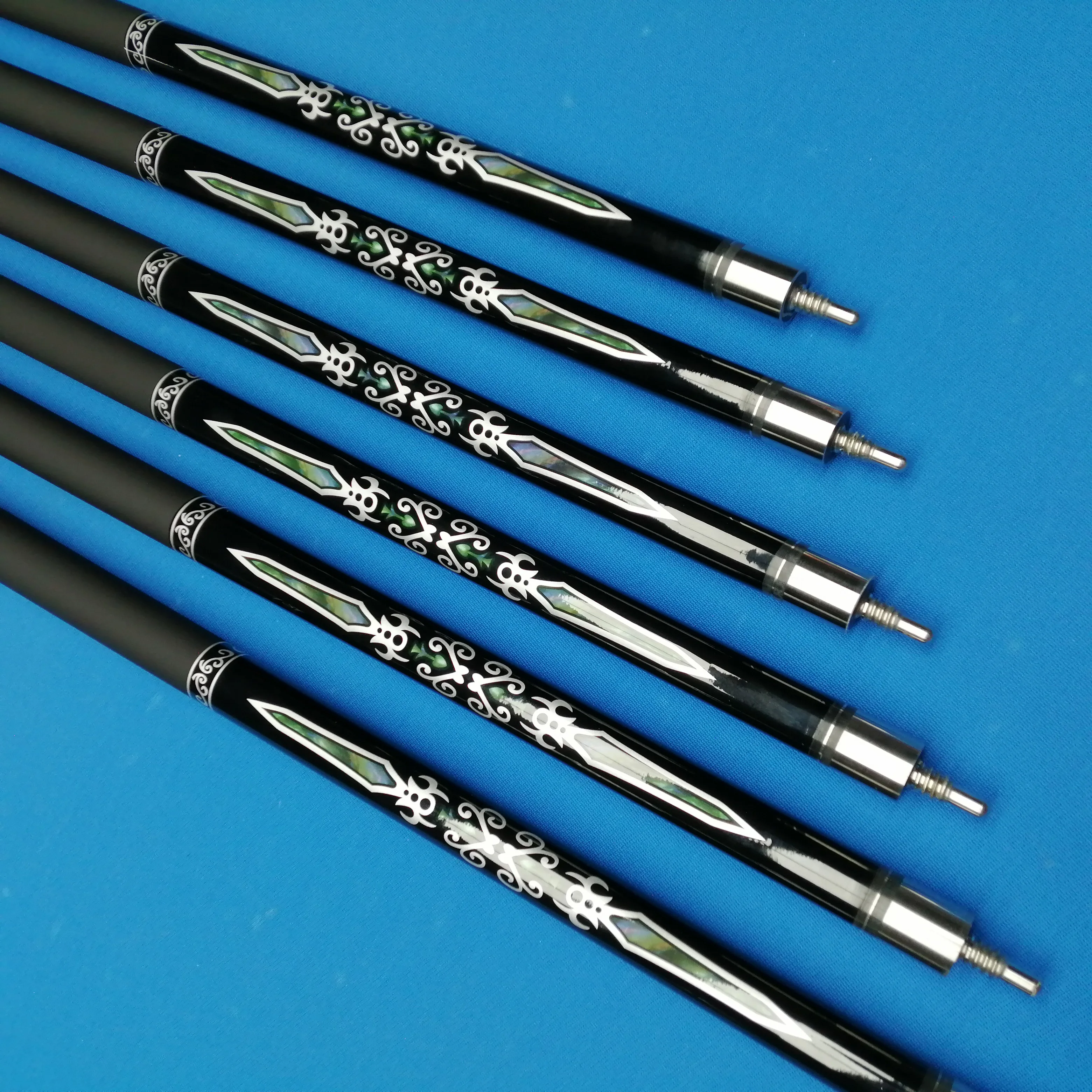 

2025High Quality Customized Billiard Table Cue 1/2 Pool Cue Stick Snooker Billiard Cue