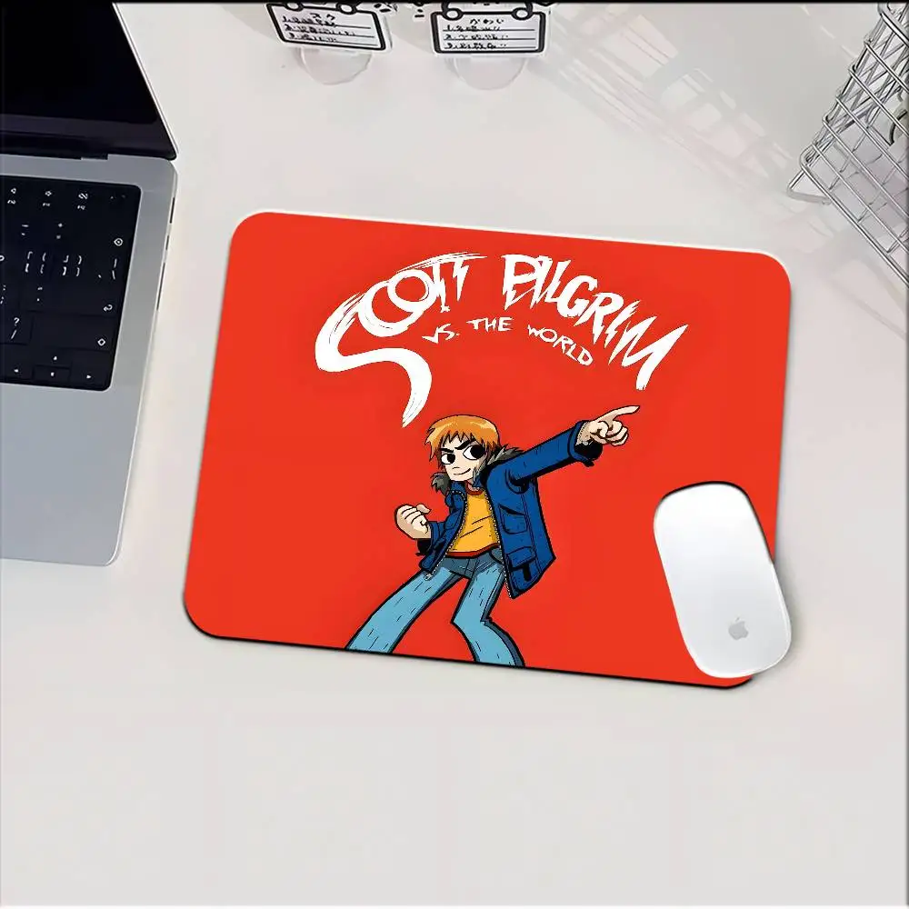Vintage Movie Scott Pilgrim VS The World Small LockEdge Mouse Pad For Gamers Computer Desk Pad Rectangular Anti-slip Rubber