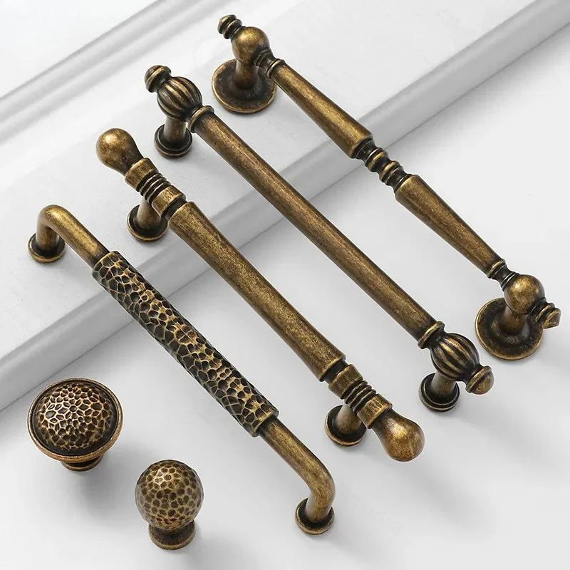 French Retro Antique Copper Cabinet Door Handle Personalized Drawer Pull for New Chinese Style Shoe Cabinet Wardrobe
